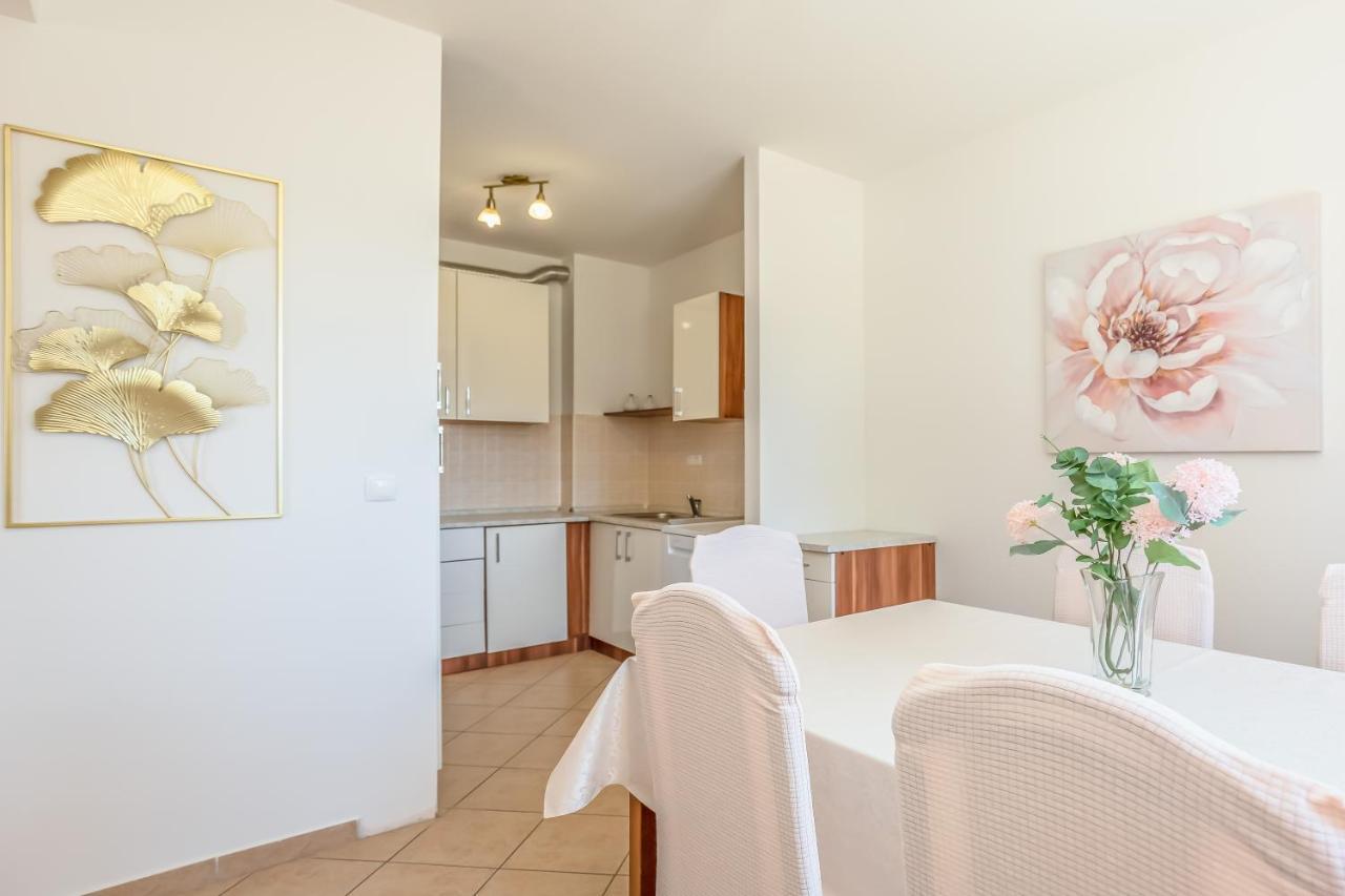 Indigo Apartment Макарска Екстериор снимка