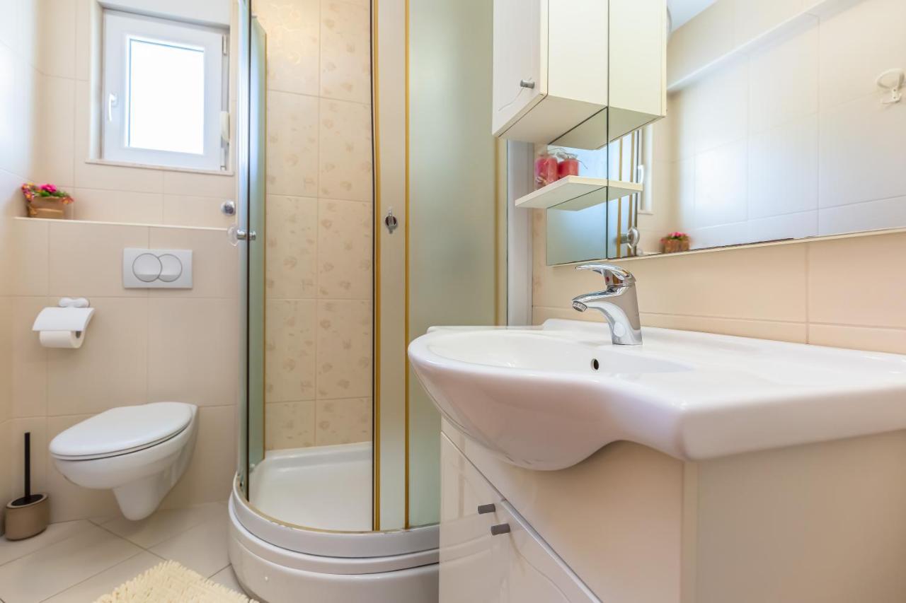 Indigo Apartment Макарска Екстериор снимка